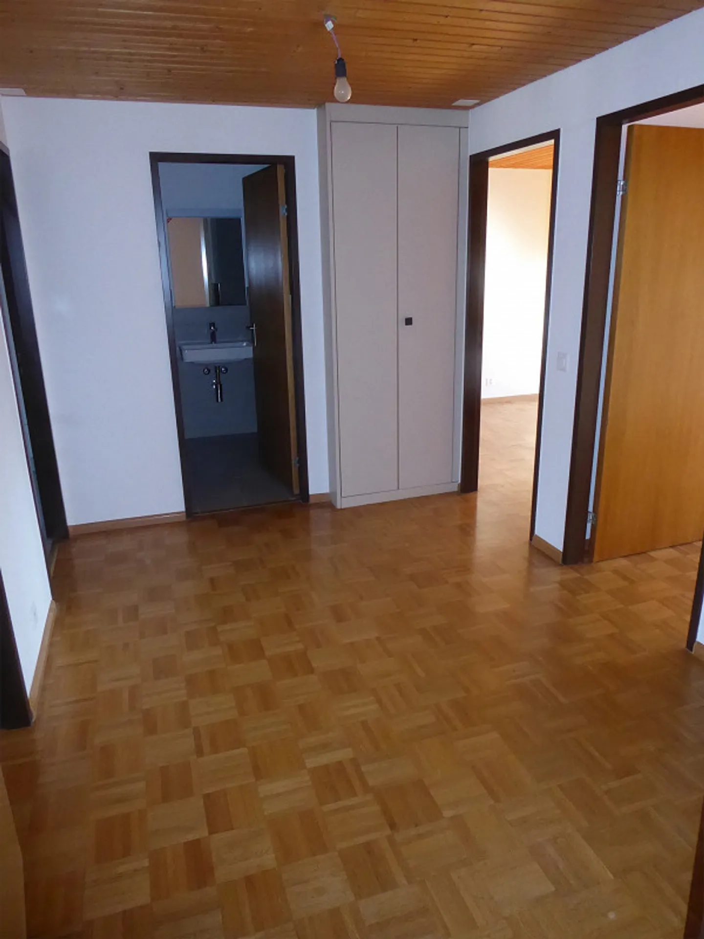3-Zimmer-Dachwohnung im Herzen von Sissach - Foto 3 von 8