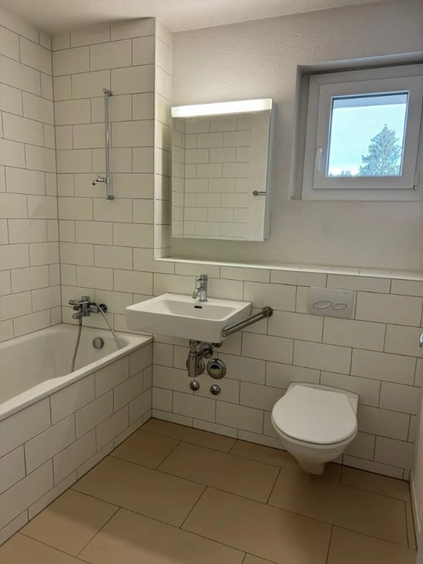 Charmante 3.5-Zi Wohnung - Foto 2 von 5