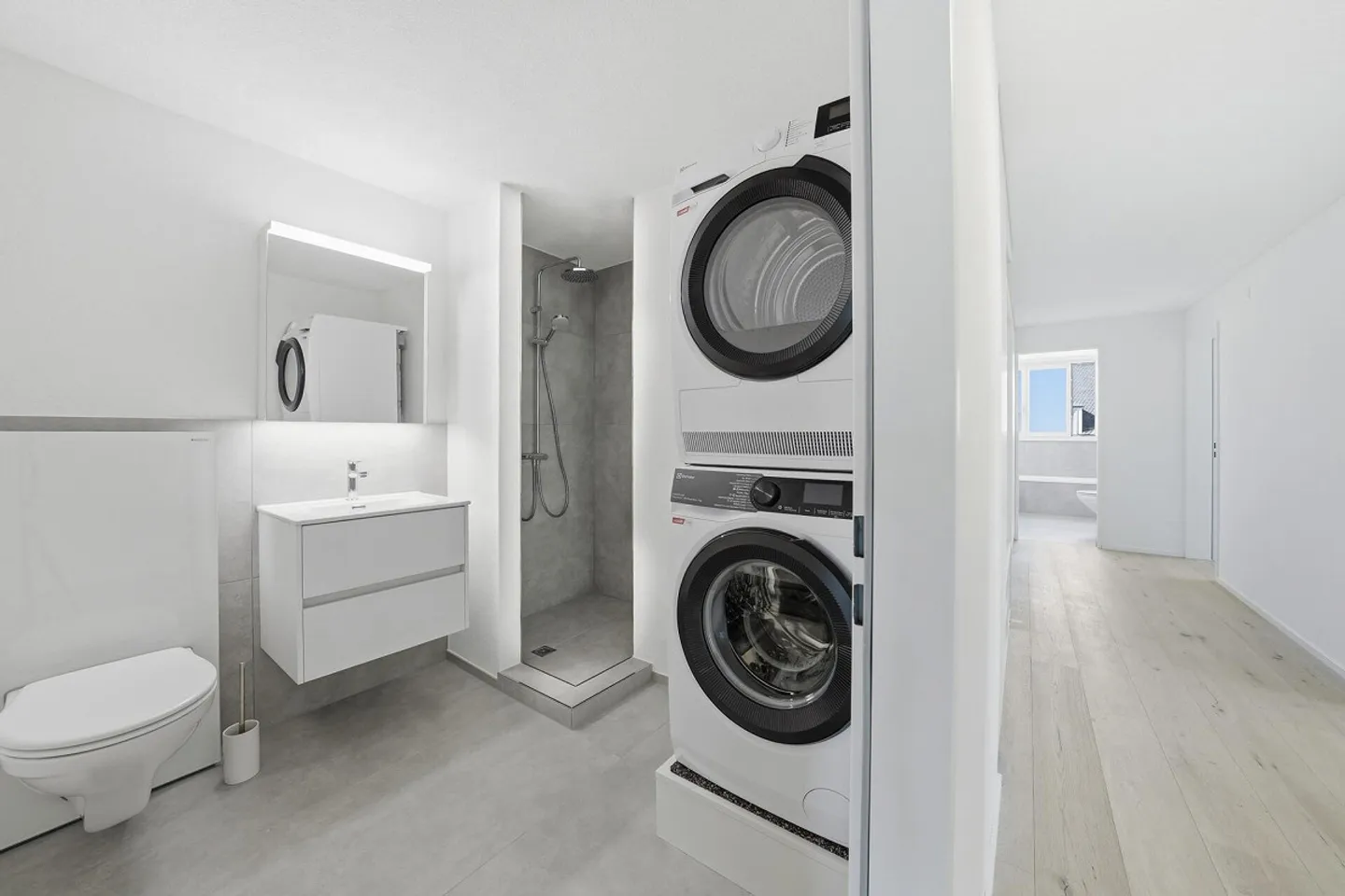 Spacious 4.5-room apartment in a dream location directly on Lake Constance - Photo 9 of 13