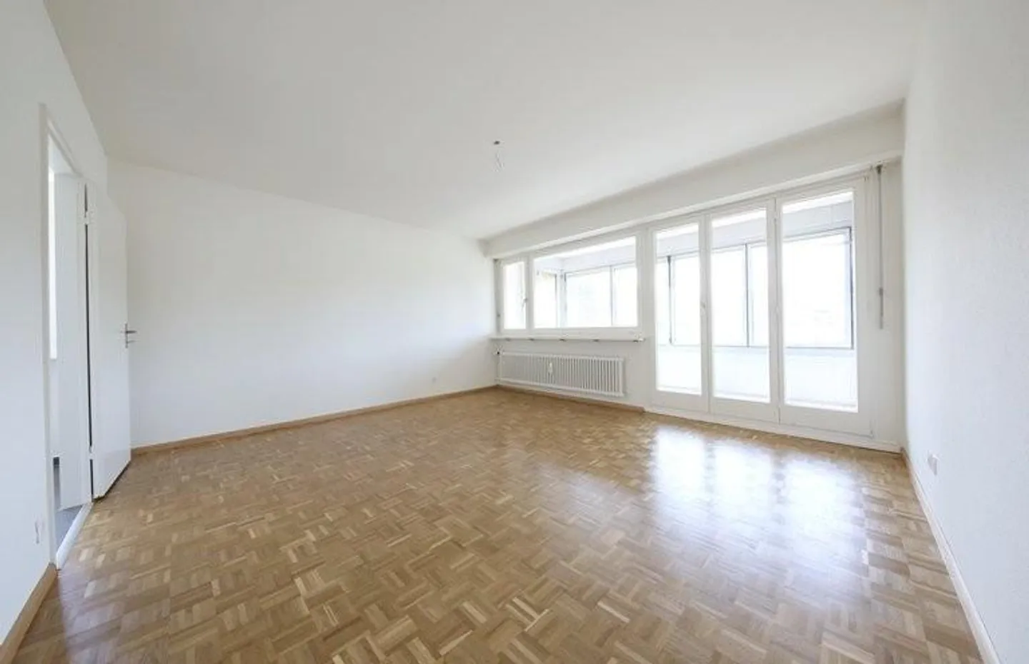 Moderne Wohnung mit Weitblick - Foto 3 von 9