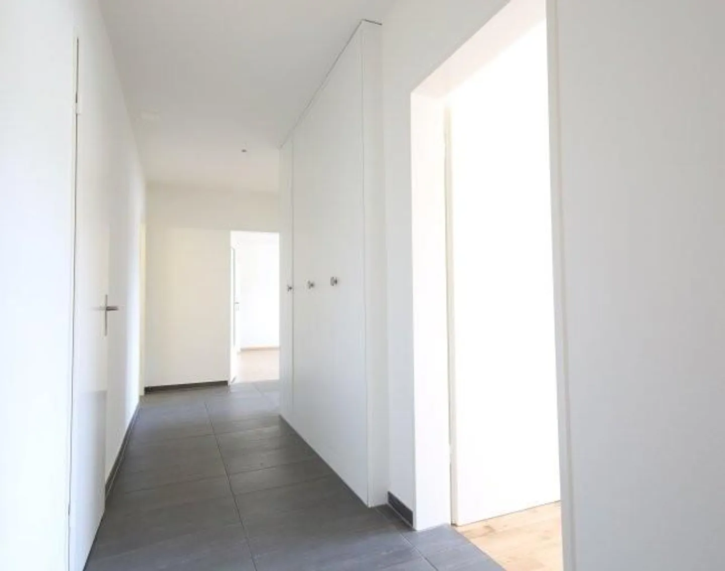 Moderne Wohnung mit Weitblick - Foto 6 von 9