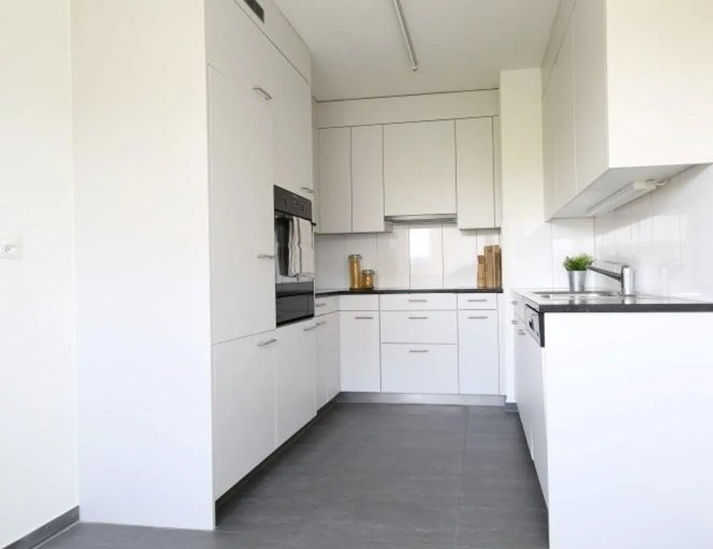 Moderne Wohnung mit Weitblick - Foto 2 von 9