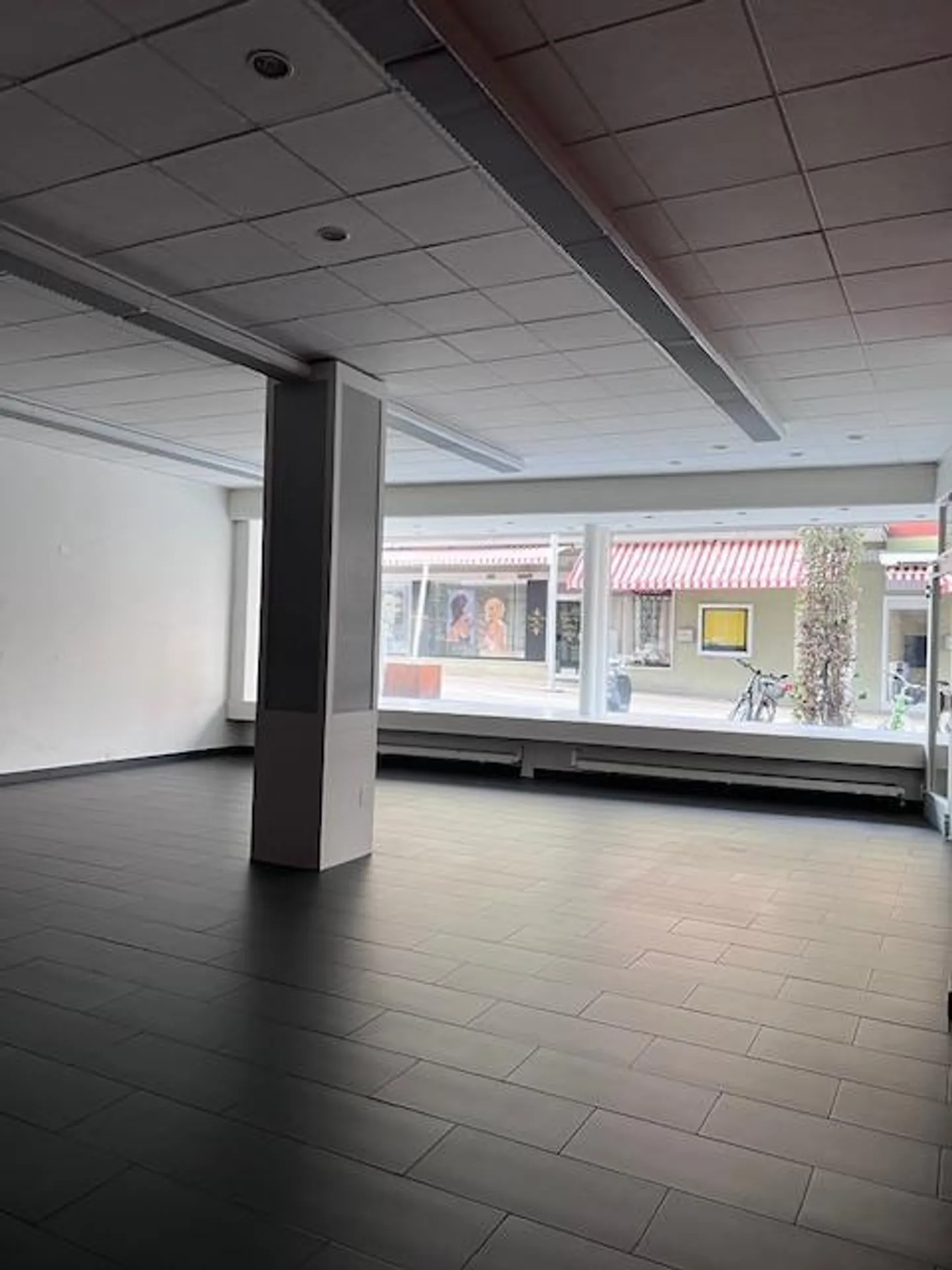 Retail Space in the Center - Photo 3 of 3