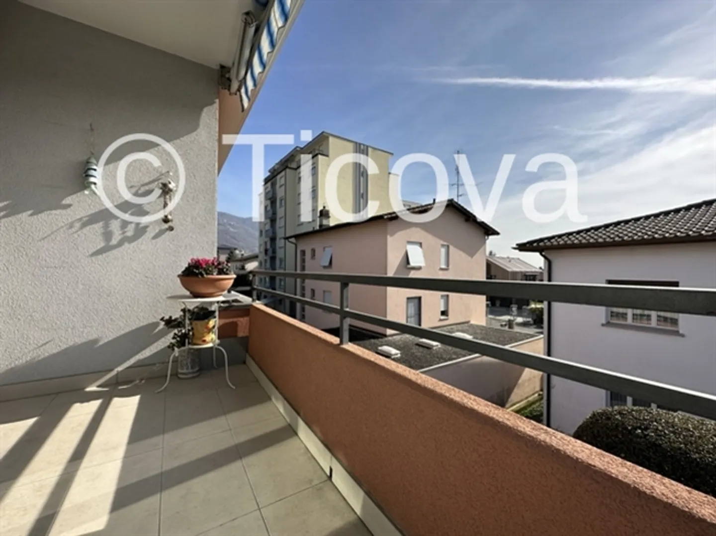 Ampio appartamento luminoso in una zona tranquilla - Balerna - Foto 8 di 8