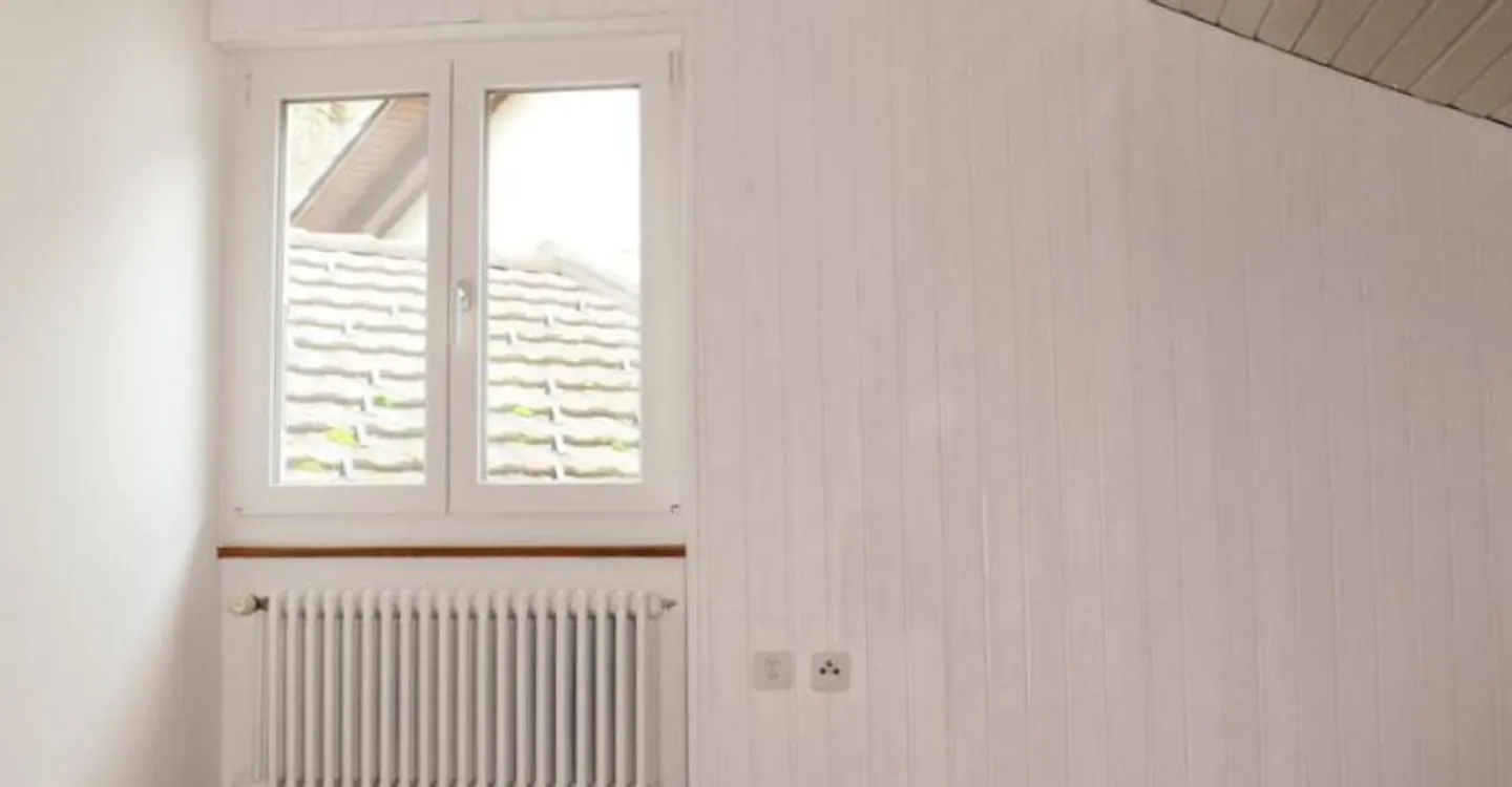 3,5-Zimmer-Wohnung im 1. Stock mit Balkon und Dachboden - Foto 9 von 11