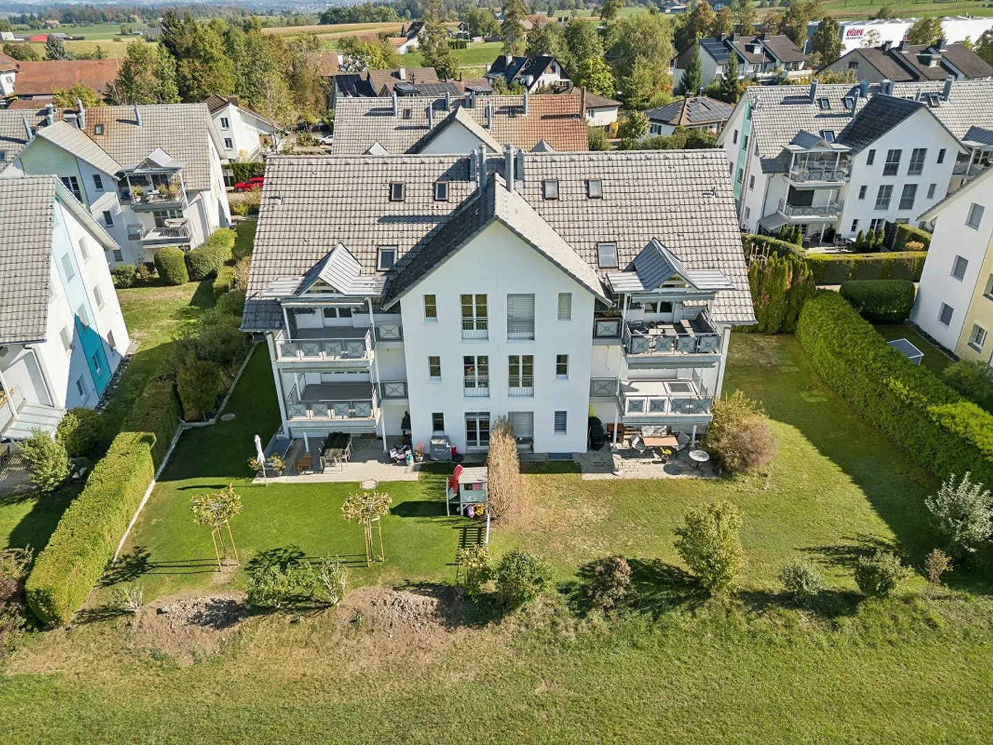 Vivere con vista - Ampio appartamento di 4,5 stanze in una bella posizione - Foto 1 di 13
