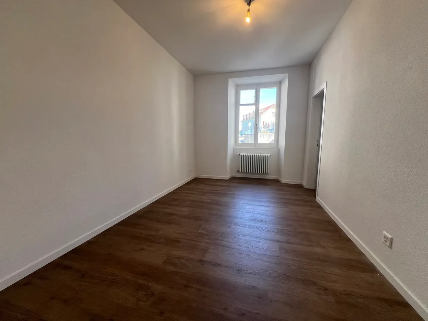 Magnifico appartamento di 4,5 stanze completamente ristrutturato nel centro città - Foto 6 di 7
