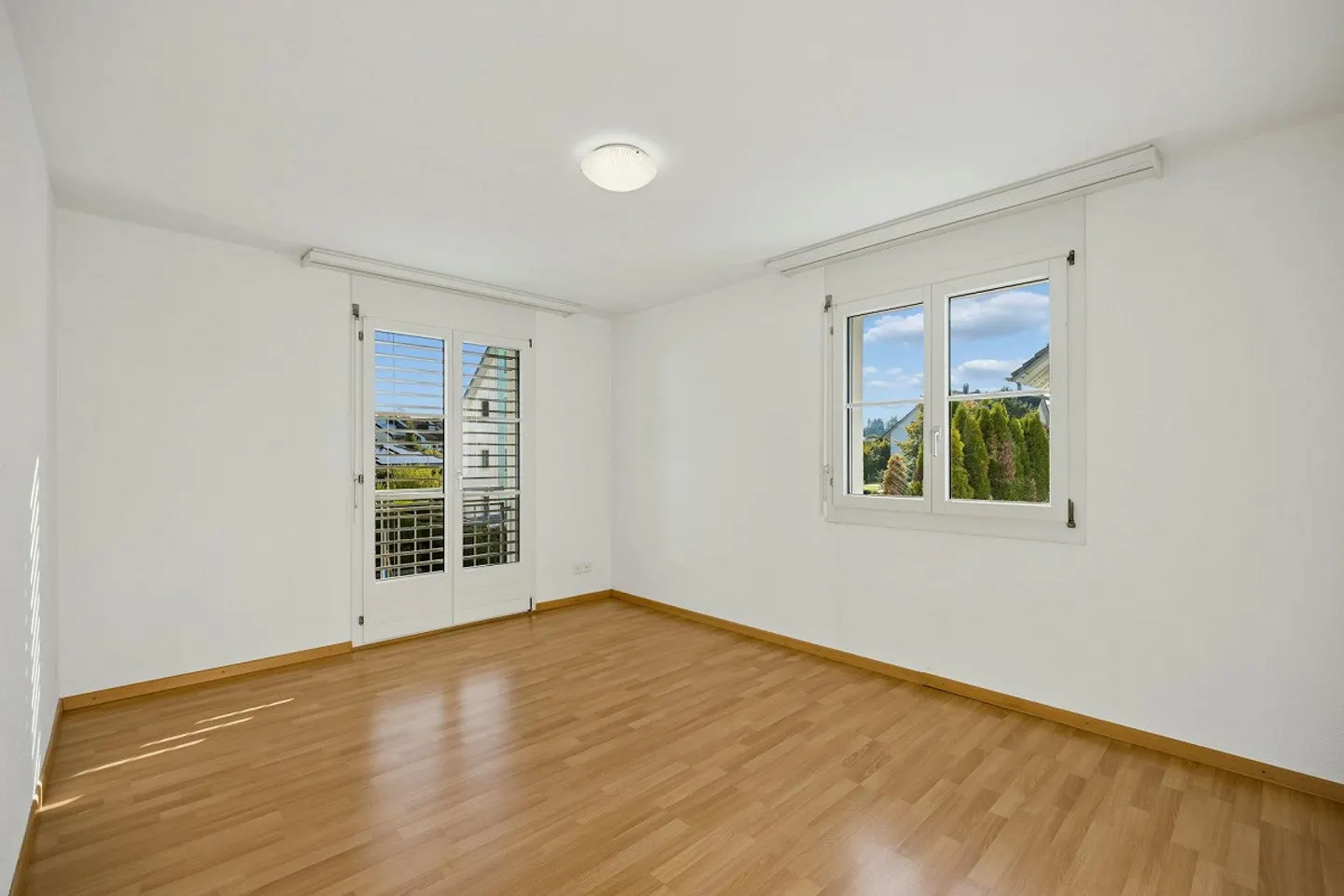 Vivere con vista - Ampio appartamento di 4,5 stanze in una bella posizione - Foto 7 di 13