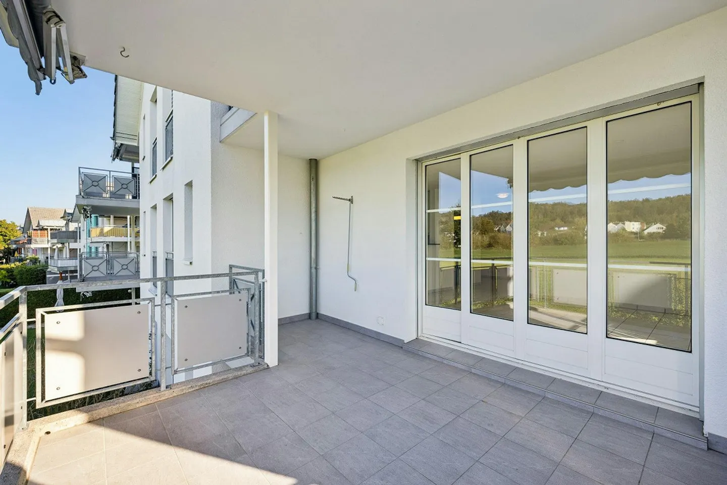 Vivere con vista - Ampio appartamento di 4,5 stanze in una bella posizione - Foto 10 di 13