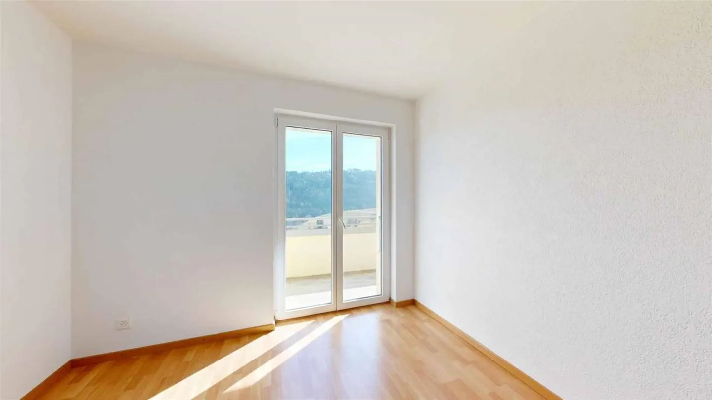 Stupendo appartamento di 4,5 stanze con vista panoramica, 2 balconi, parcheggio coperto, acquisto semplificato per stranieri - Foto 11 di 12