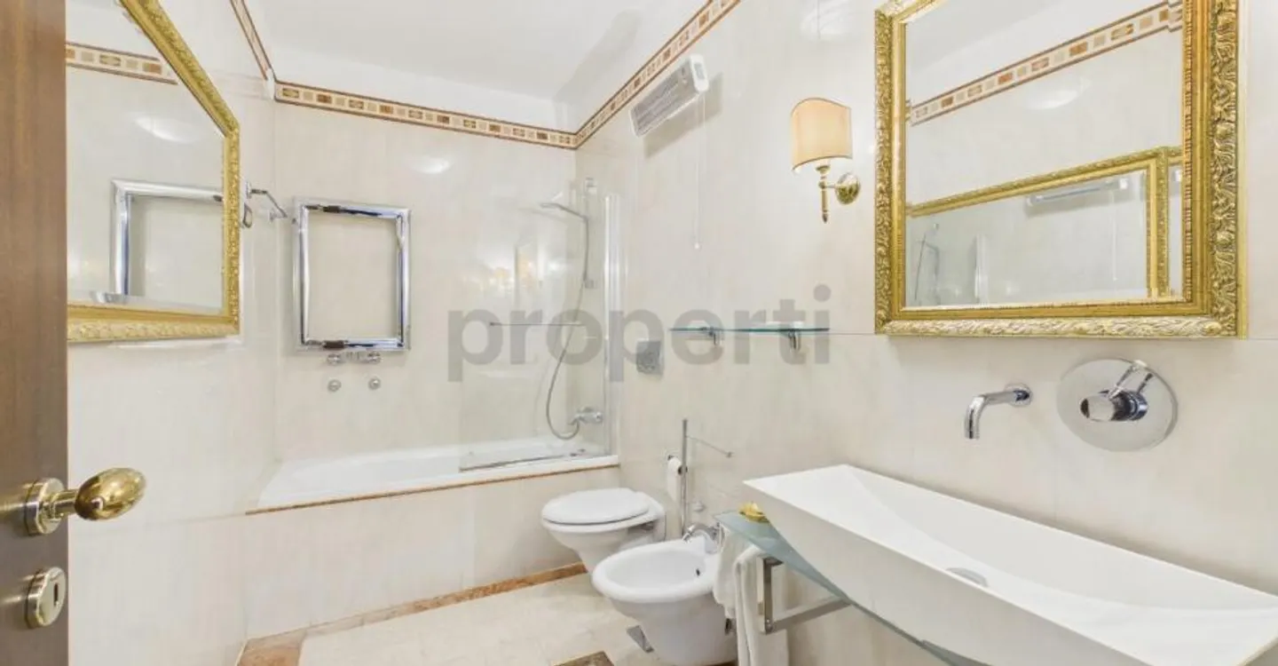 Elegante 4,5-Zimmer-Wohnung im Herzen von Lugano-Cassarate - Foto 4 von 8