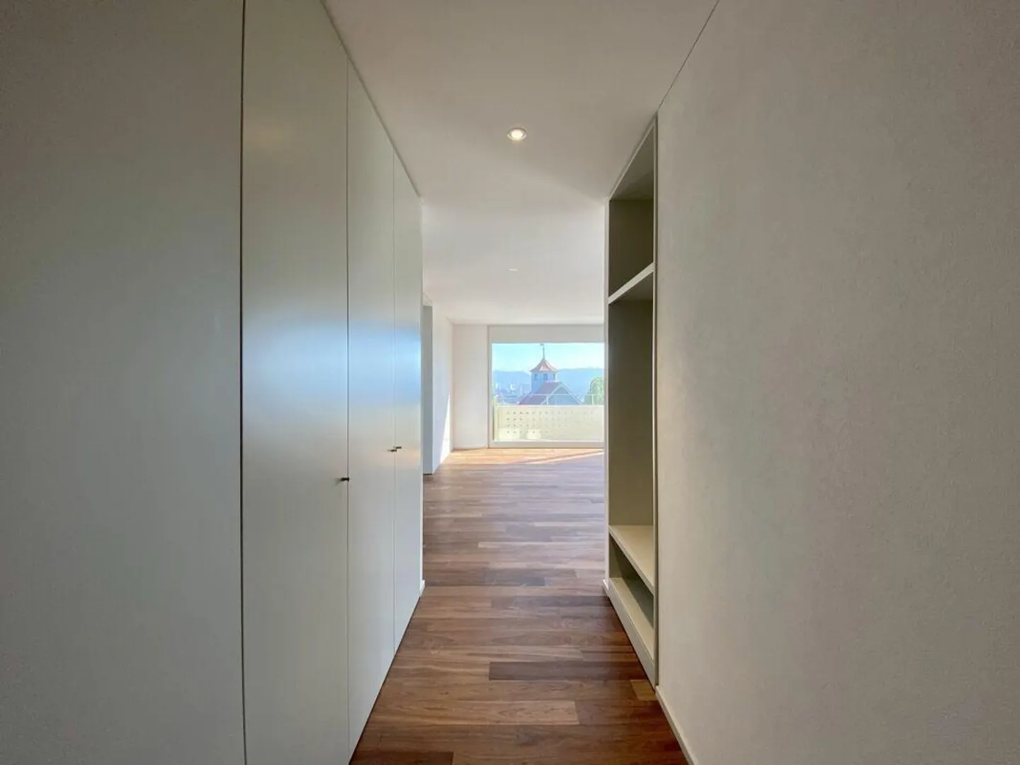 Luminoso appartamento di 3,5 stanze con vista panoramica - Foto 6 di 13