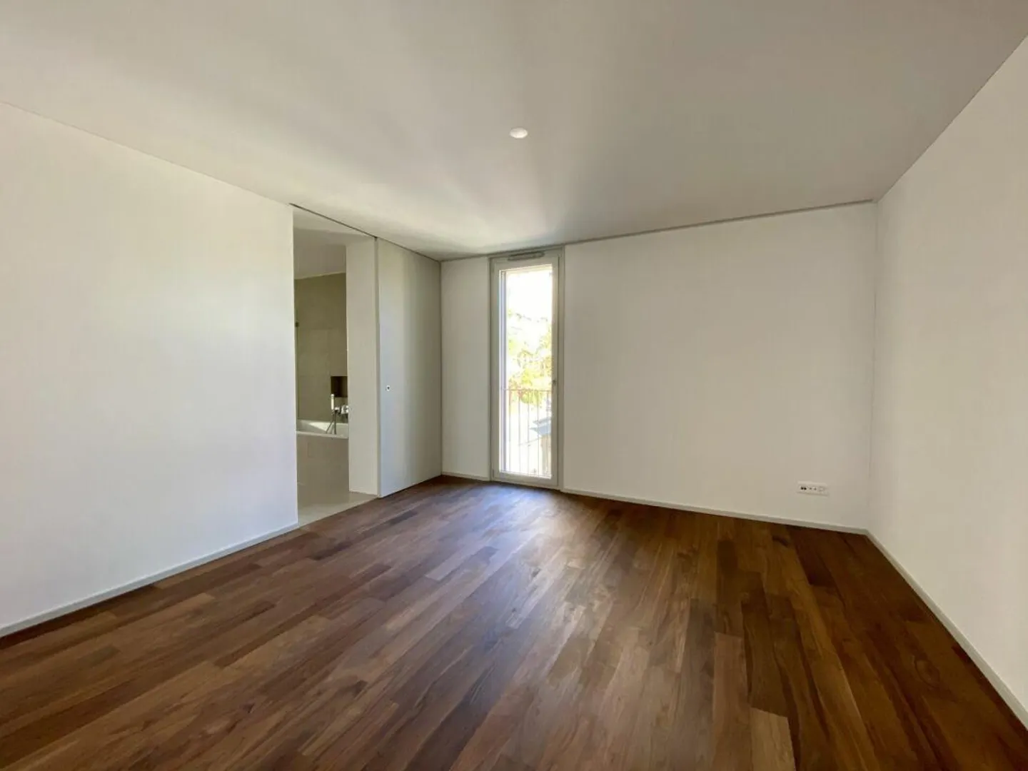 Luminoso appartamento di 3,5 stanze con vista panoramica - Foto 7 di 13