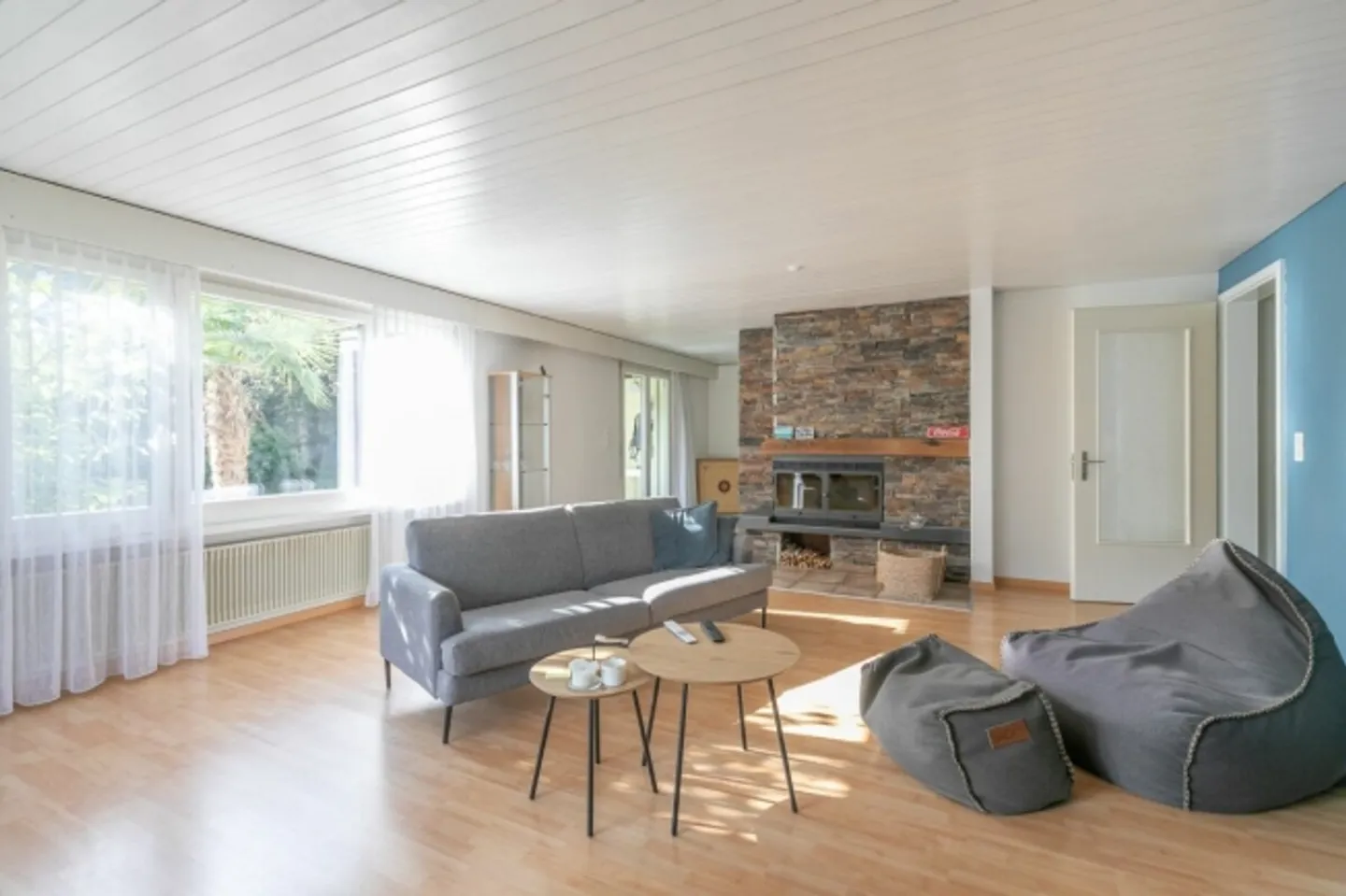 Two-family house with a view of Tödi - Photo 3 of 18