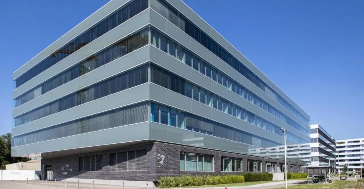 Ufficio privato per 5 nel Regus Business Park - Foto 2 di 7