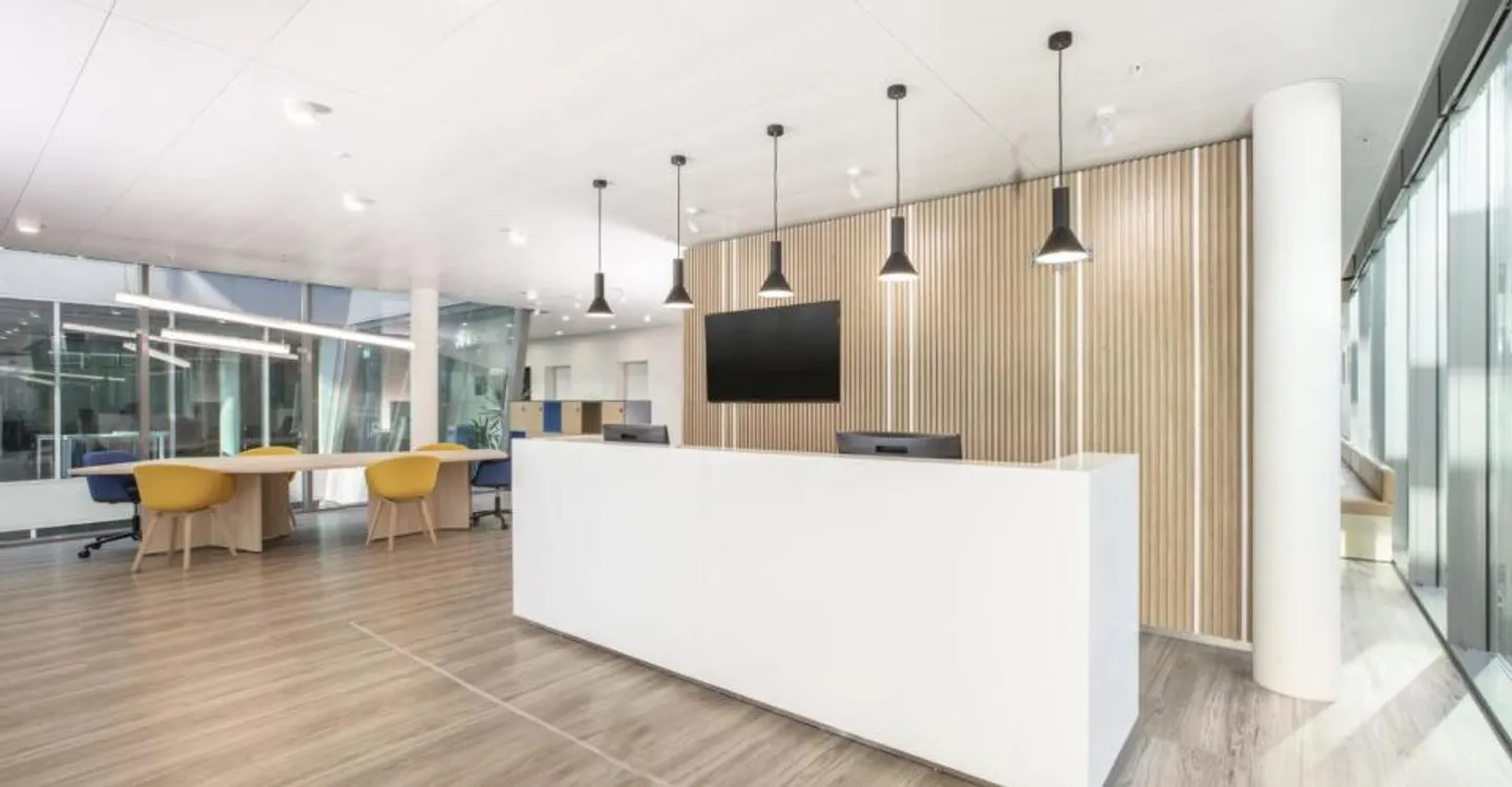 Ufficio privato per 5 nel Regus Business Park - Foto 3 di 7