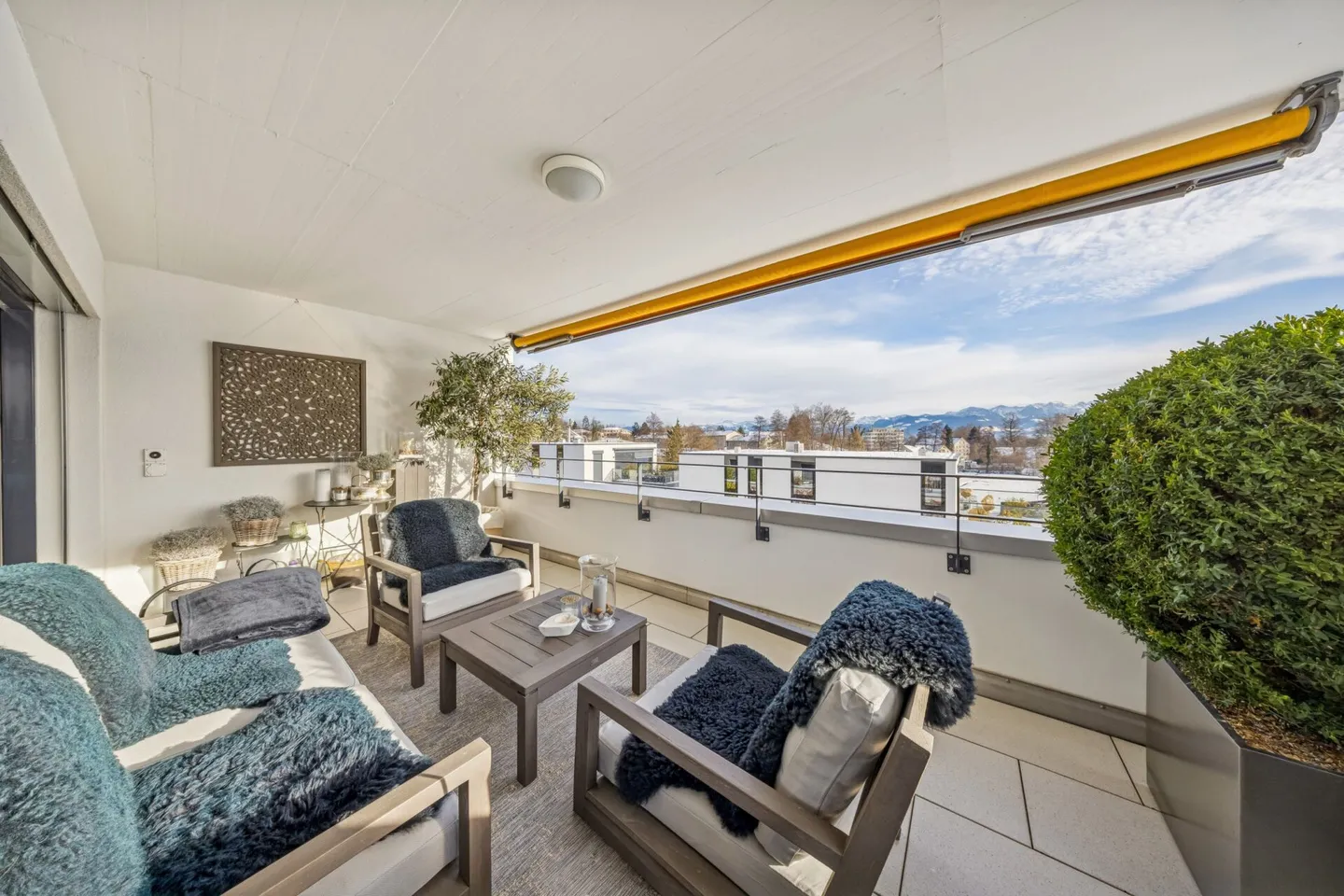 Exklusive 4.5 Zimmer-Wohnung - Foto 4 von 14