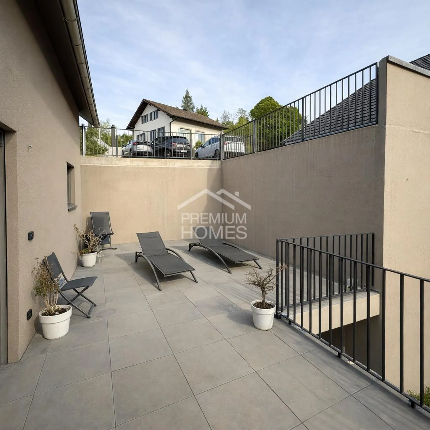 Idyllic living with a view - Photo 8 of 10