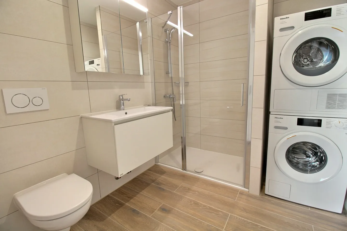 Bellissimo appartamento nuovo di 3,5 locali in affitto a Marly - Foto 8 di 10