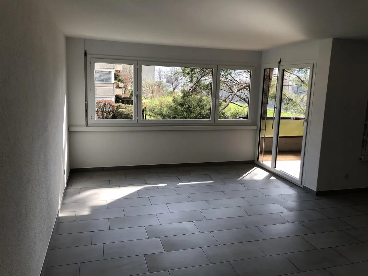 3 1/2 Room Apartment 1st Floor C2-13 - Photo 4 of 11