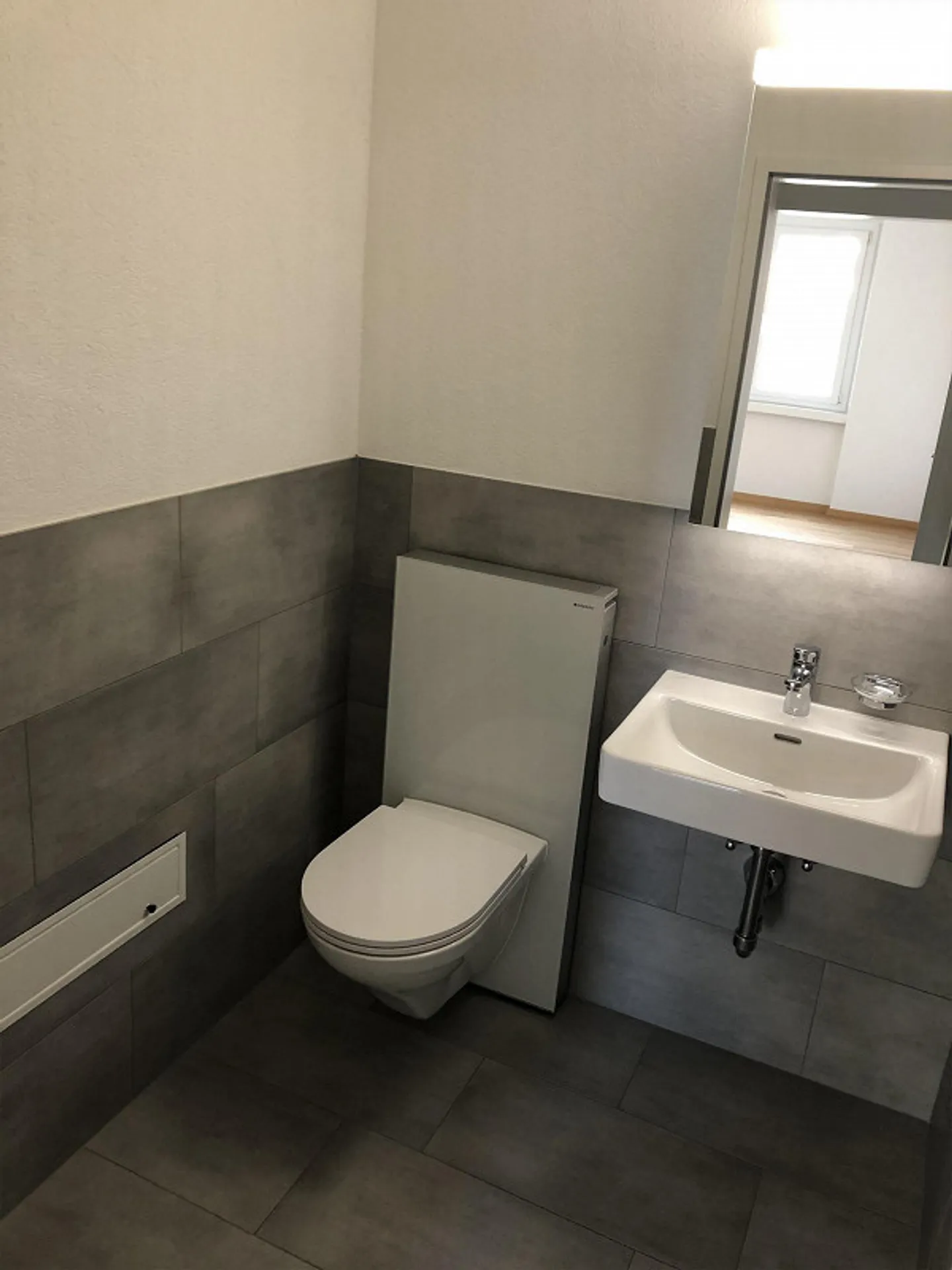 3 1/2 Room Apartment 1st Floor C2-13 - Photo 9 of 11