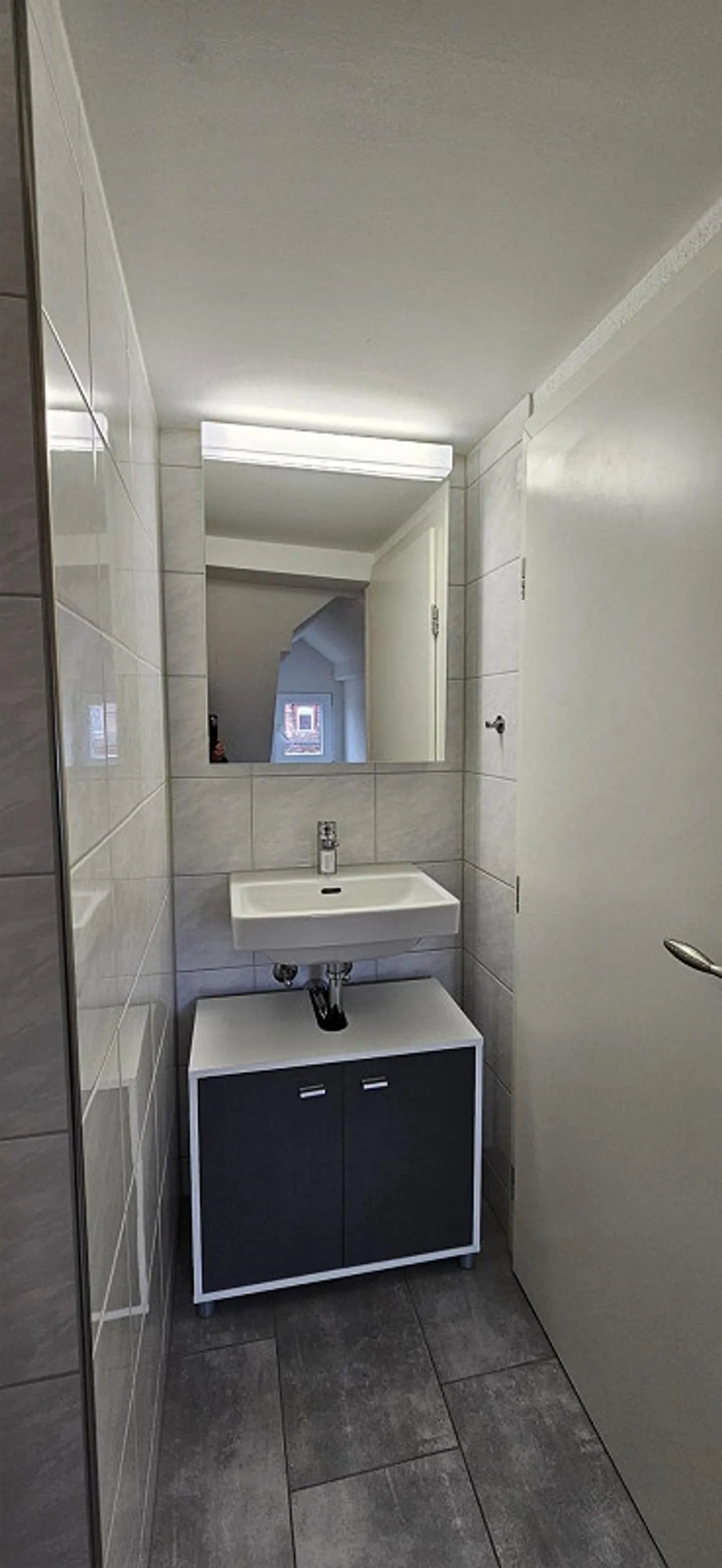 Centrally Located 2-Room Penthouse - Photo 5 of 6