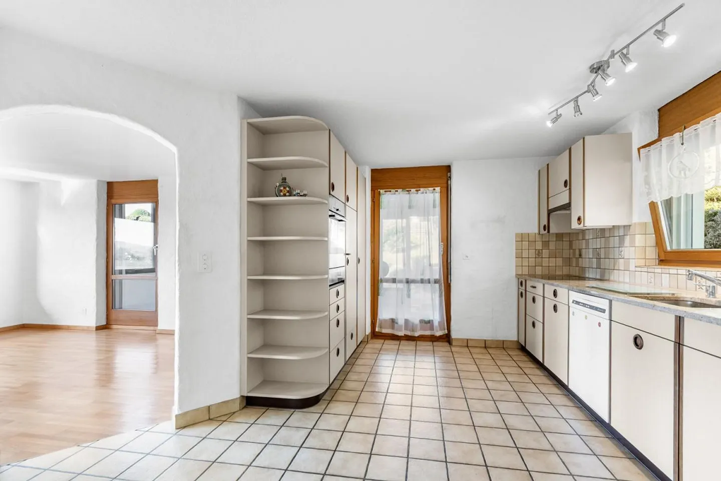 Ihr Zuhause mit Traumgarten und Weitsicht - Photo 5 sur 13