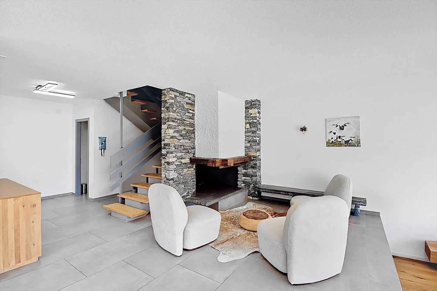 Maison contiguë 5.5 pièces - Photo 3 sur 13