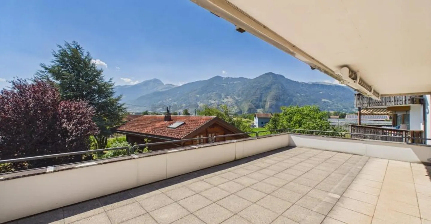 Gemütliches Wohnen mit sonniger Terrasse und wunderbarer Aussicht - Photo 4 of 12