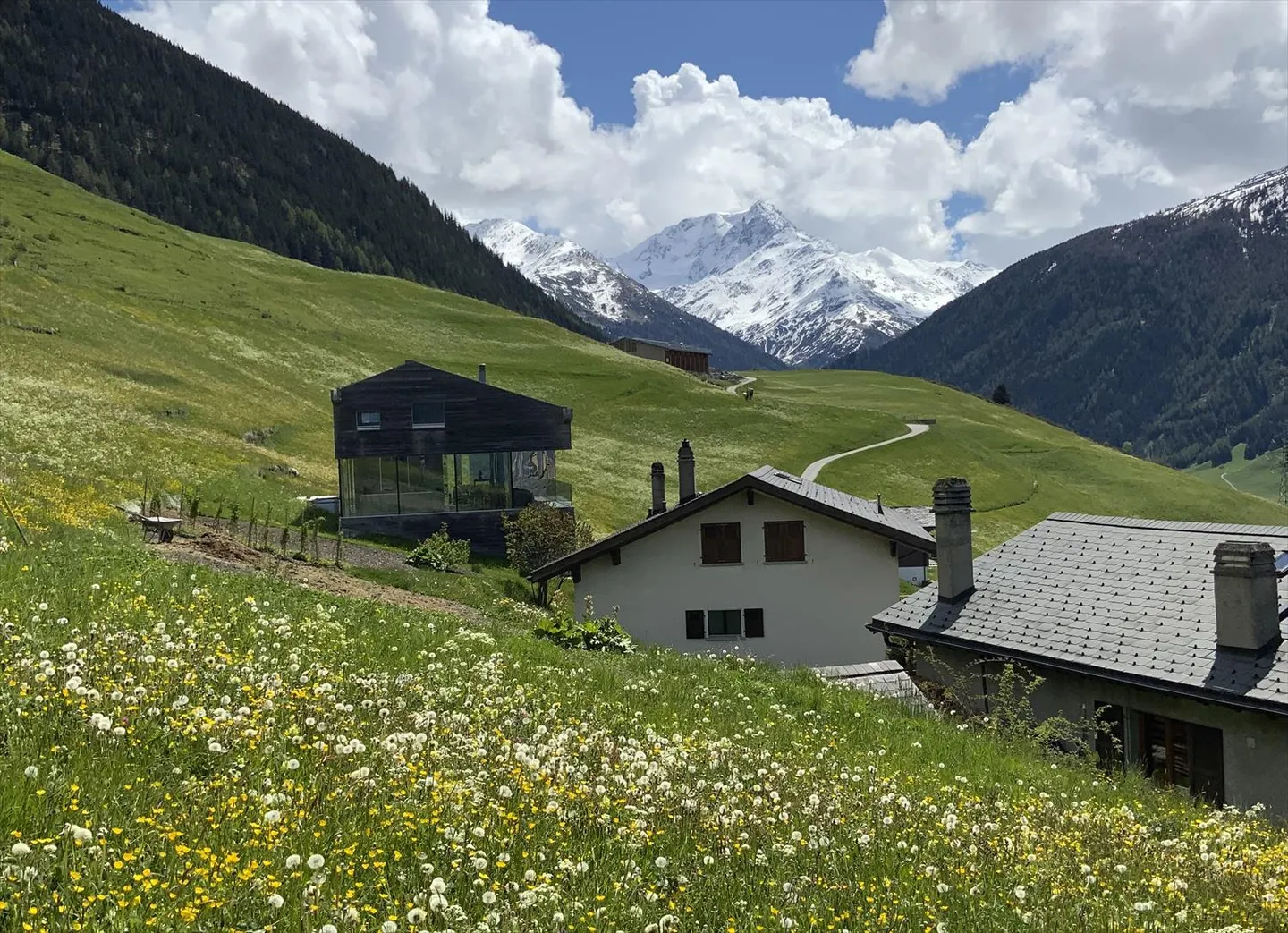 Haus mit 9 Zimmern - Foto 2 von 7