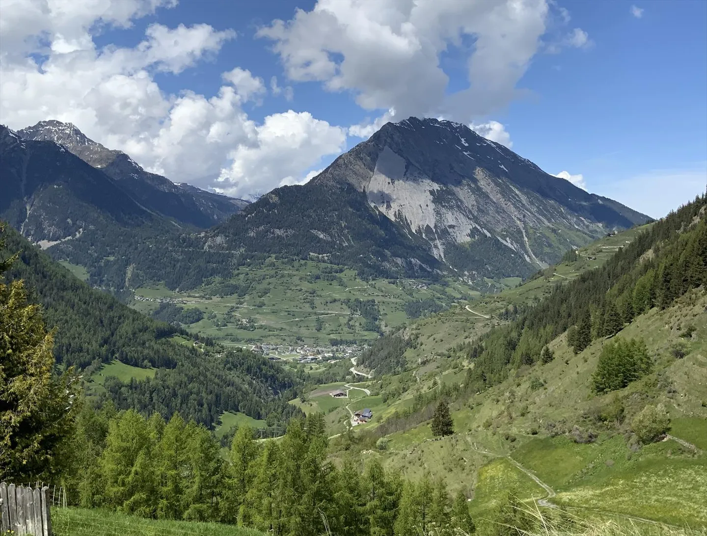 Haus mit 9 Zimmern - Foto 3 von 7