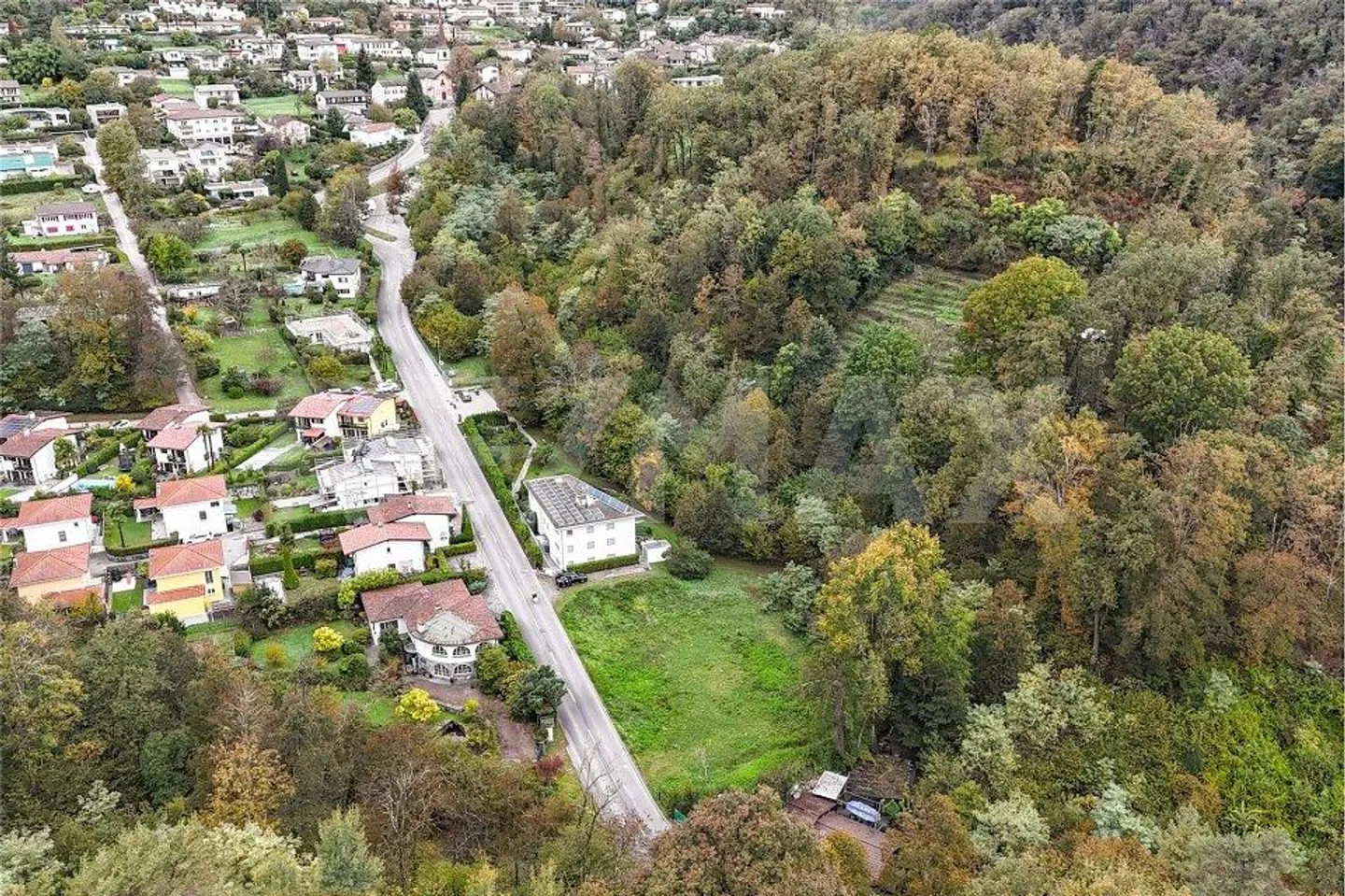 Baugrundstück mit Genehmigung - Foto 10 von 13