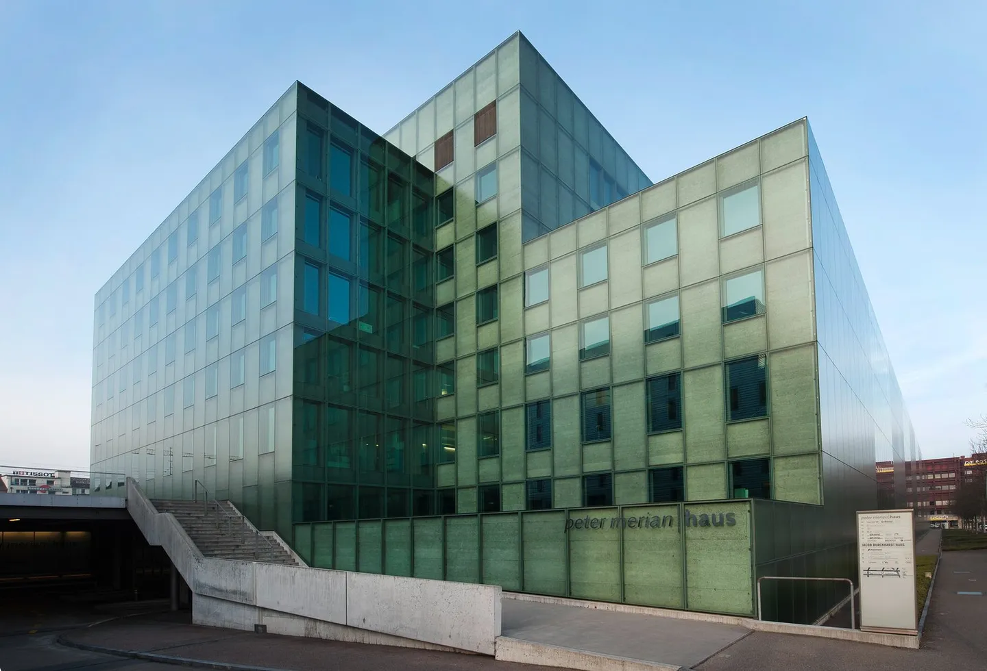 Espaces de bureau attrayants et polyvalents directement à la gare de Bâle SBB ! - Photo 1 sur 5