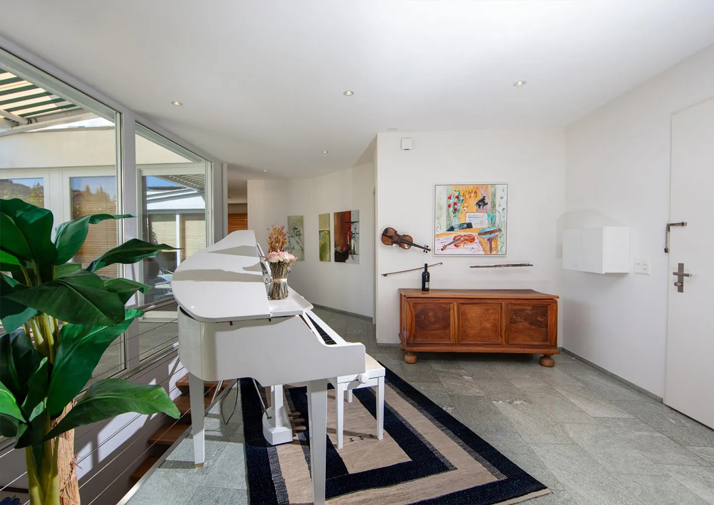 Atrium House with Pool - Photo 6 of 23