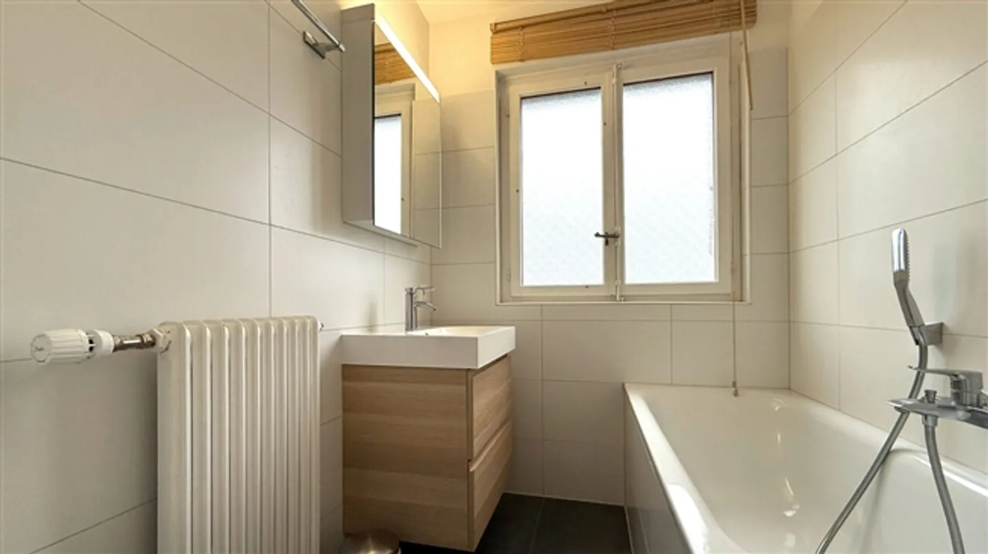 Appartamento di 4 stanze - Foto 8 di 12