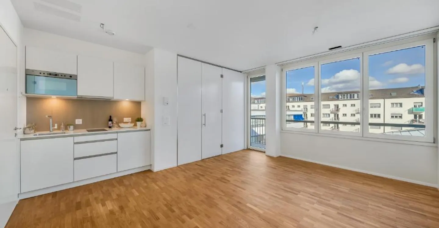 Rent without deposit - Living at the pulse of Zurich! - Photo 2 of 5