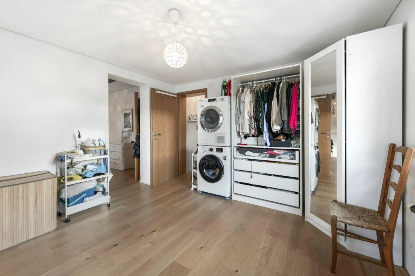 Charme trifft Komfort - Ihr stilvoll saniertes Zuhause mit Pool in ... - Foto 3 von 30