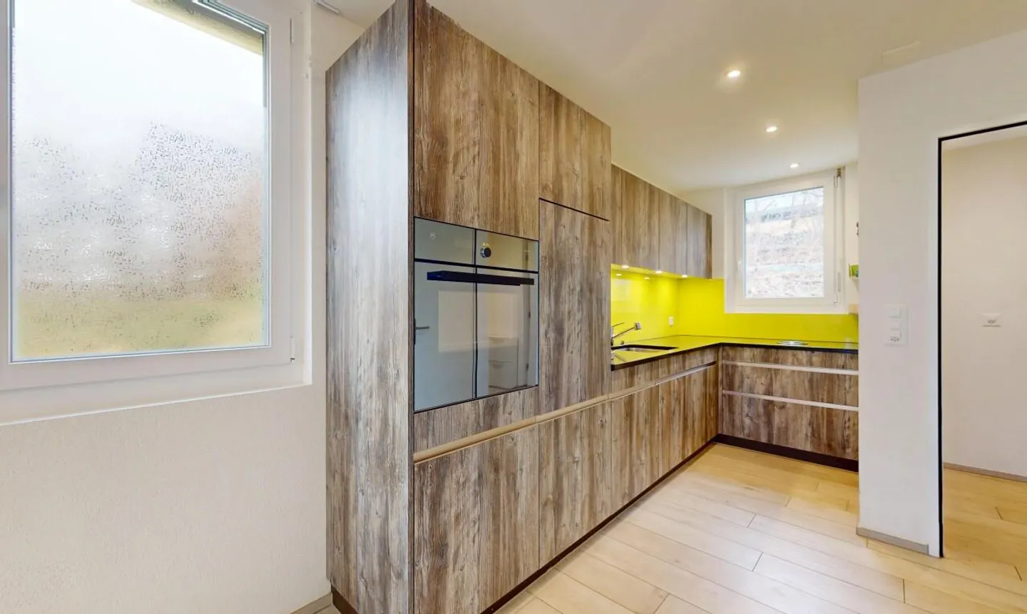 Maison individuelle moderne avec vue dégagée et emplacement de choix à Laupersdorf - Photo 8 sur 13