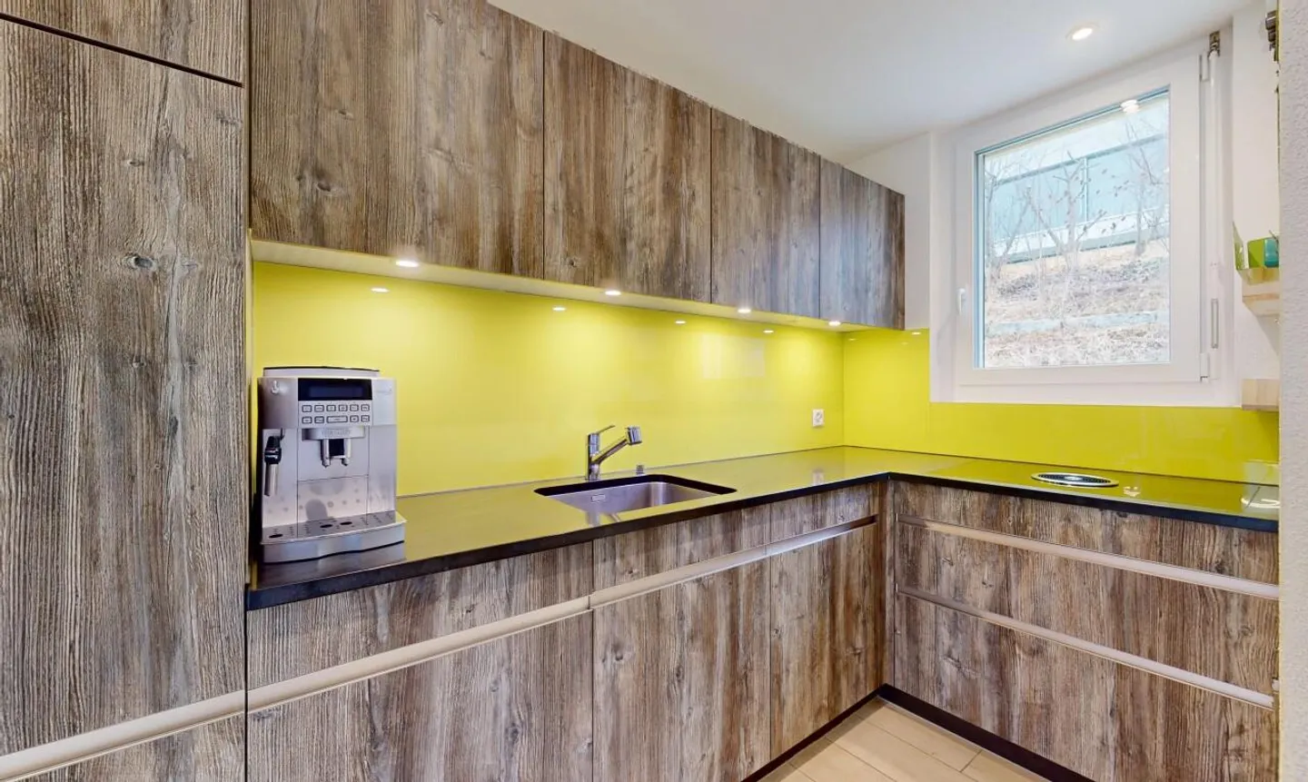 Maison individuelle moderne avec vue dégagée et emplacement de choix à Laupersdorf - Photo 10 sur 13
