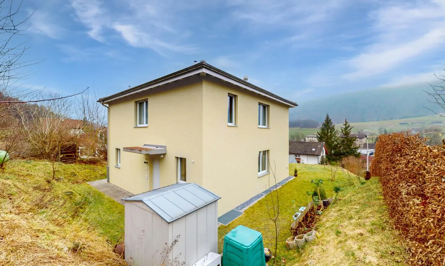 Maison individuelle moderne avec vue dégagée et emplacement de choix à Laupersdorf - Photo 3 sur 13