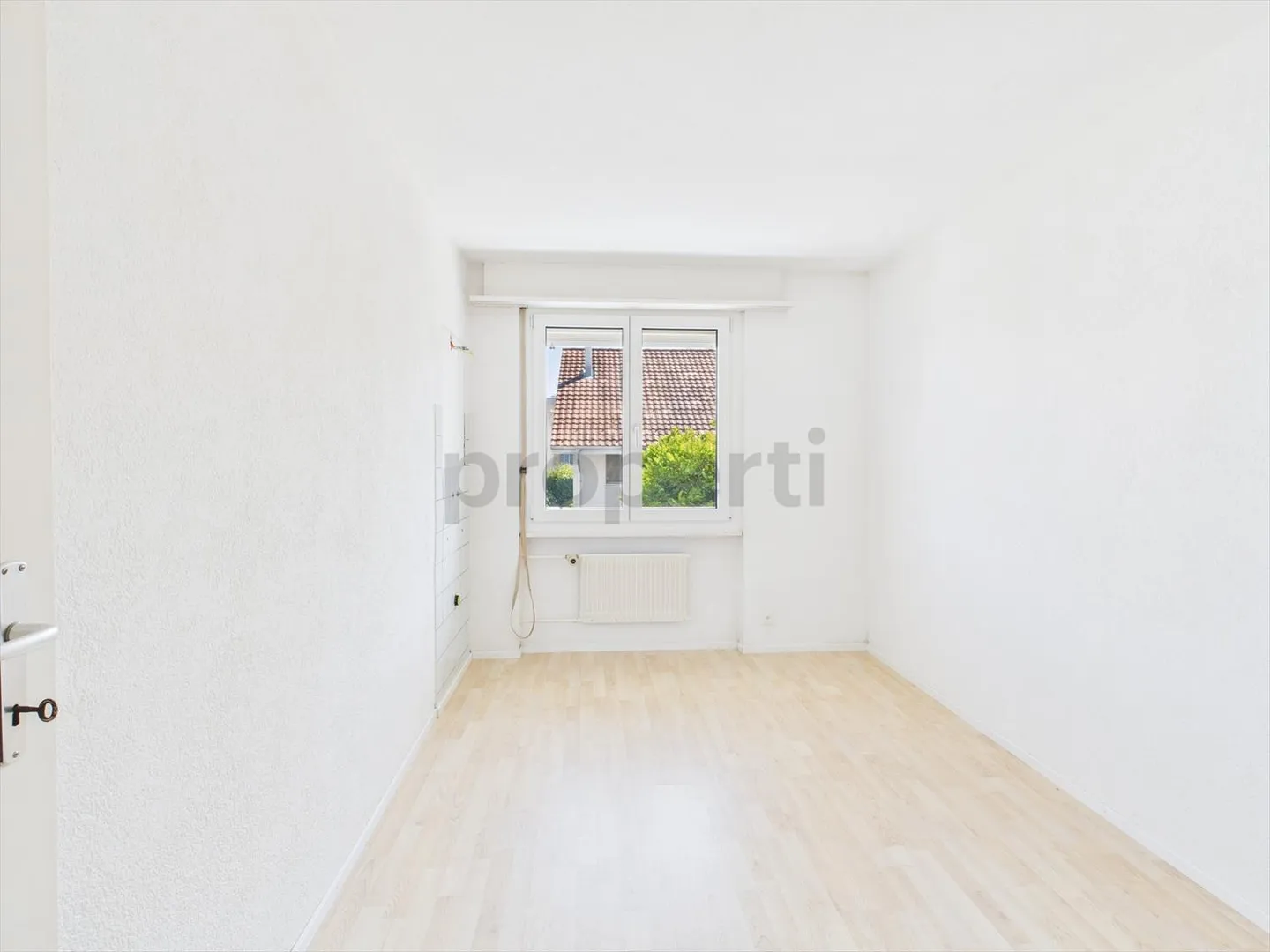 «Einmalige Chance mit Seesicht 4.5-Zimmer-Wohnung mit Potenzial in Nottwil» - Foto 6 von 13