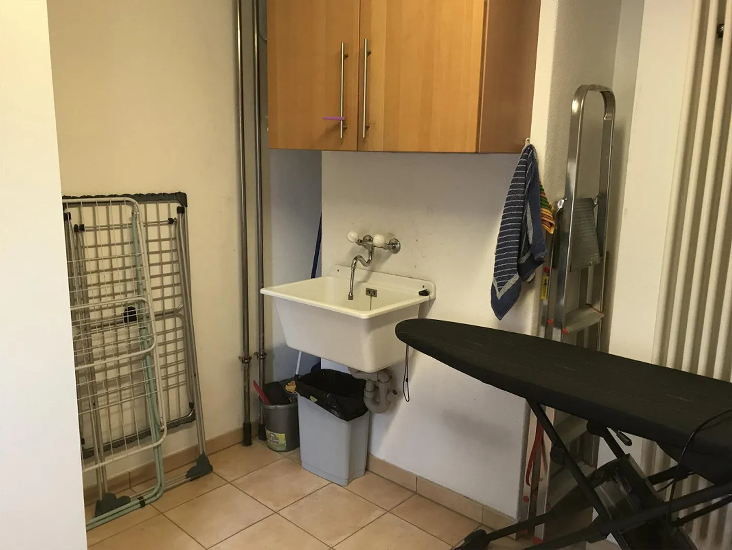 MODERN SINGLE VILLA WITH GARDEN AND SWIMMING POOL - Photo 14 of 16