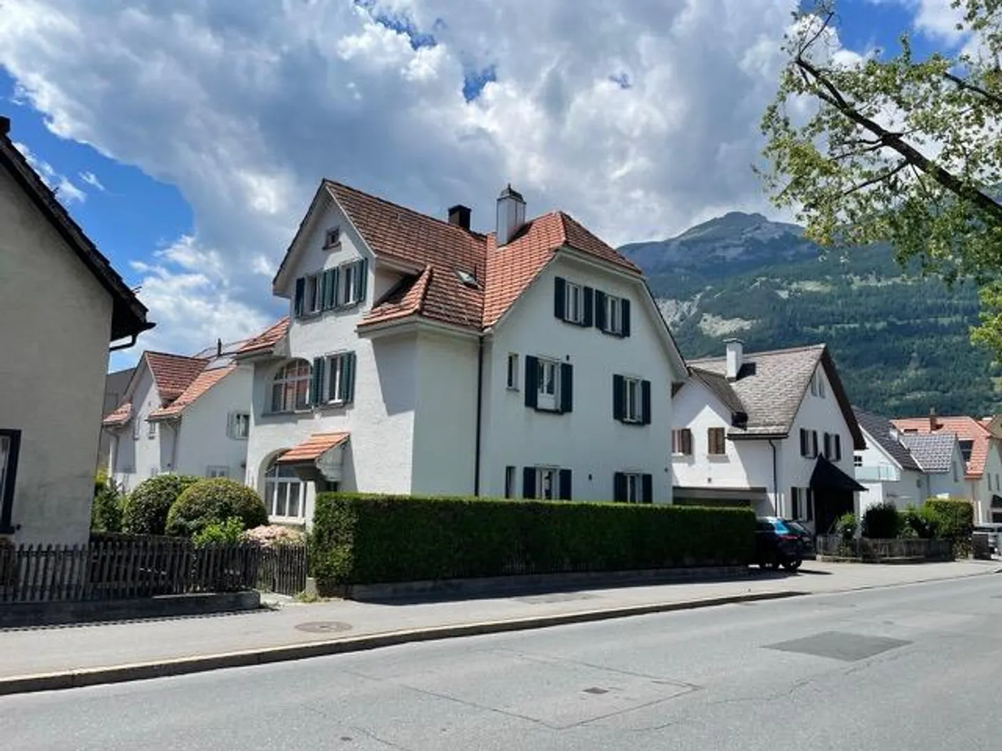 Grosse 5.5-Zimmer-Maisonettewohnung (127 m²) mit historischem Charme - Foto 2 di 29