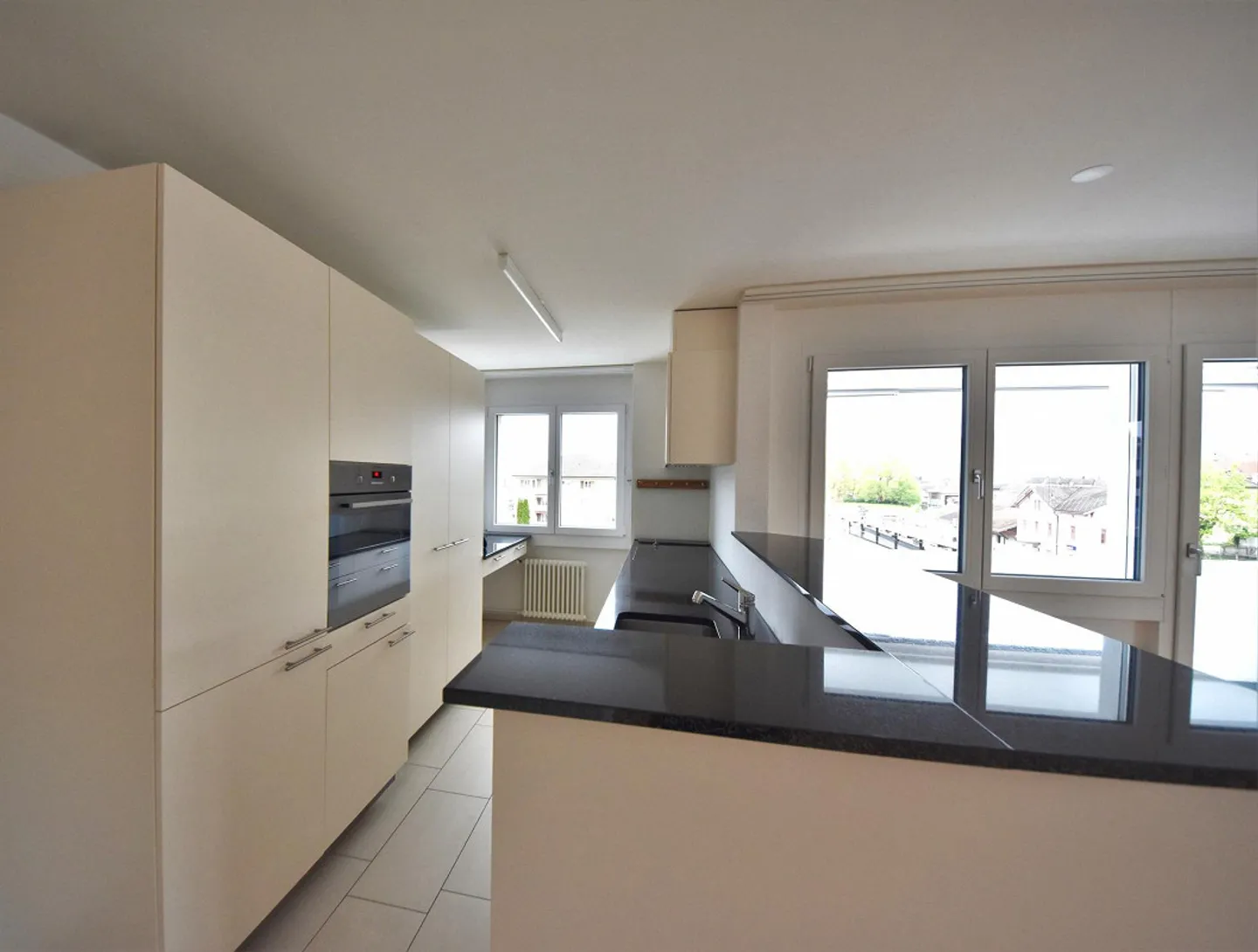 4-ZWG sucht neuen Mieter - Foto 1 von 5