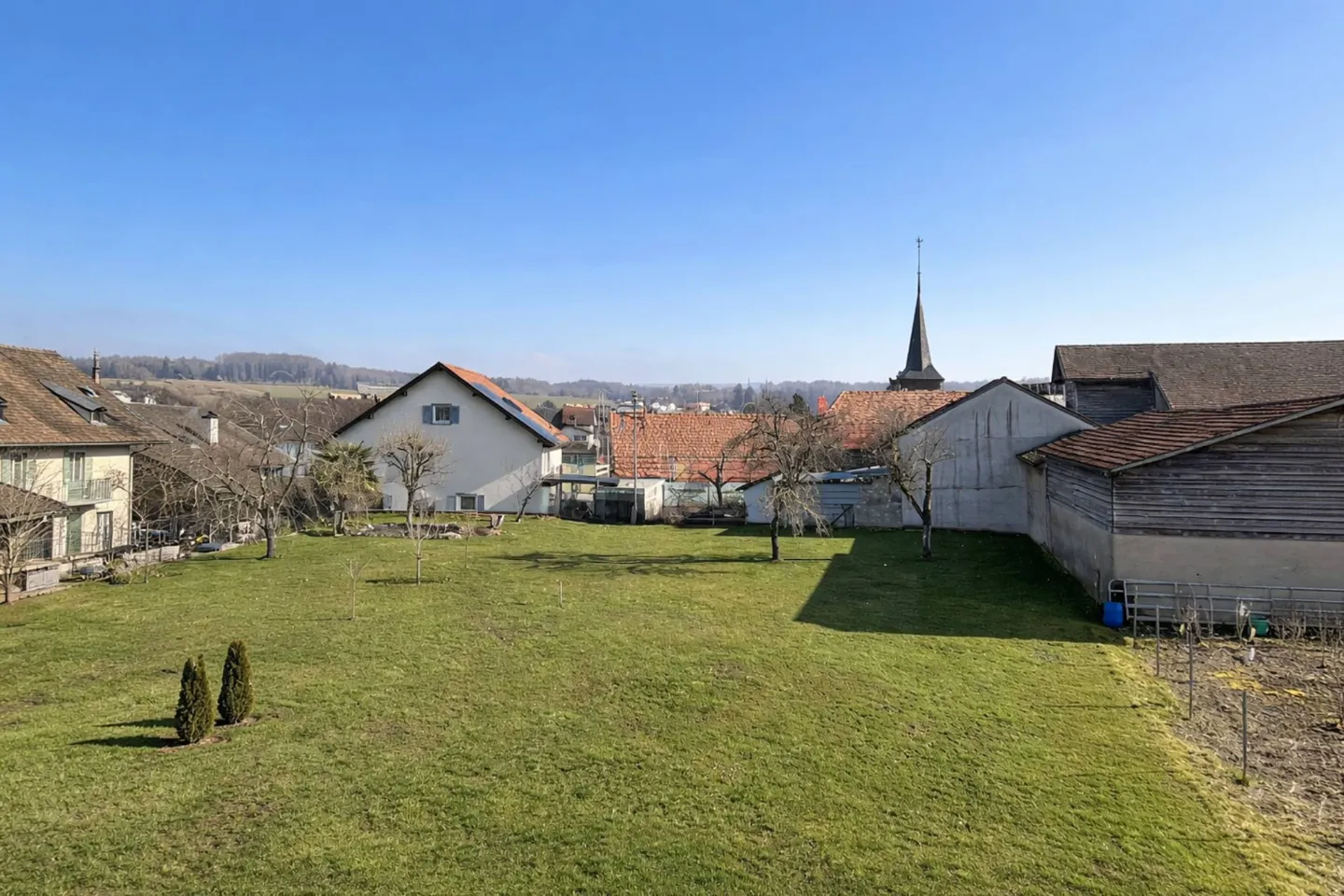 Bright contemporary penthouse with 3.5 rooms - Photo 10 of 11