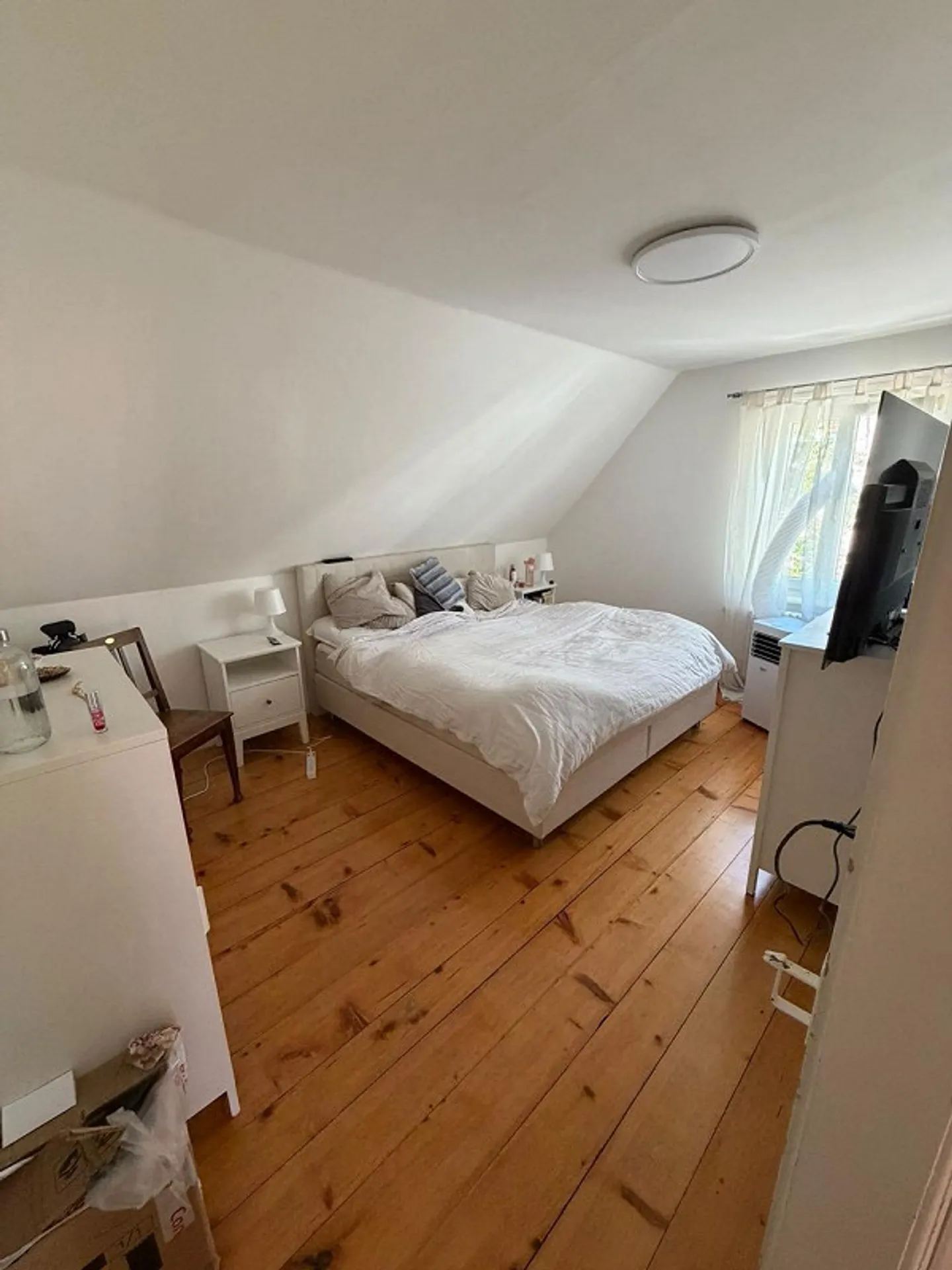 Grosse 5.5-Zimmer-Maisonettewohnung (127 m²) mit historischem Charme - Foto 18 di 29