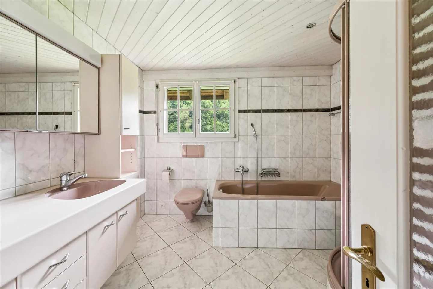Casa con 7.5 stanze - Foto 7 di 13