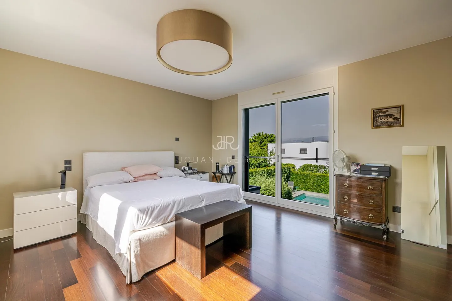 Co-Esclusività - Magnifica casa contemporanea idealmente situata - Foto 9 di 11