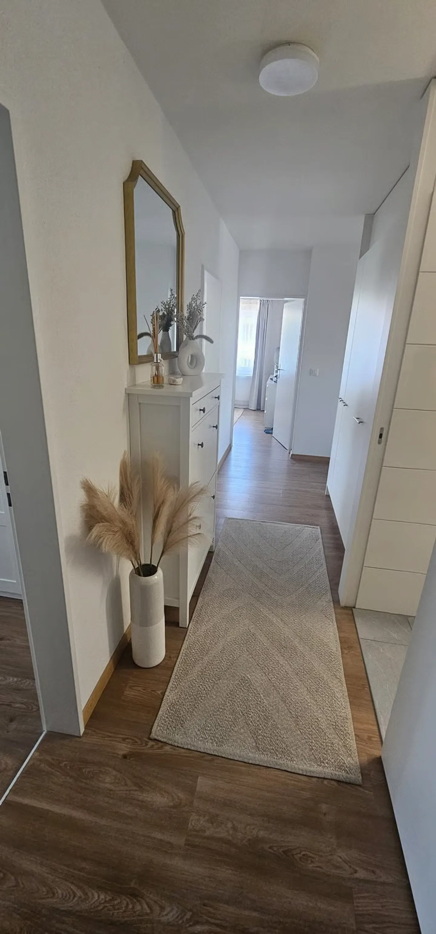Helle 4.5-Zimmer-Wohnung in Muri - Foto 1 von 13