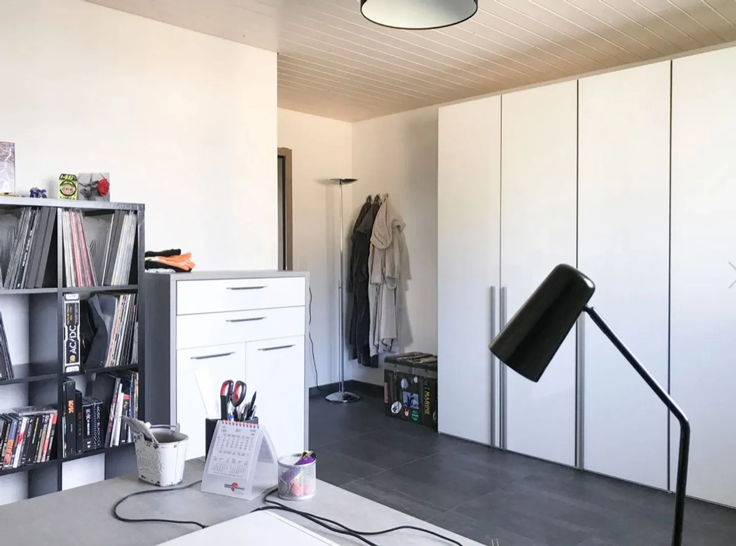 Elegant Apartment in Quiet Villa - Photo 8 of 11